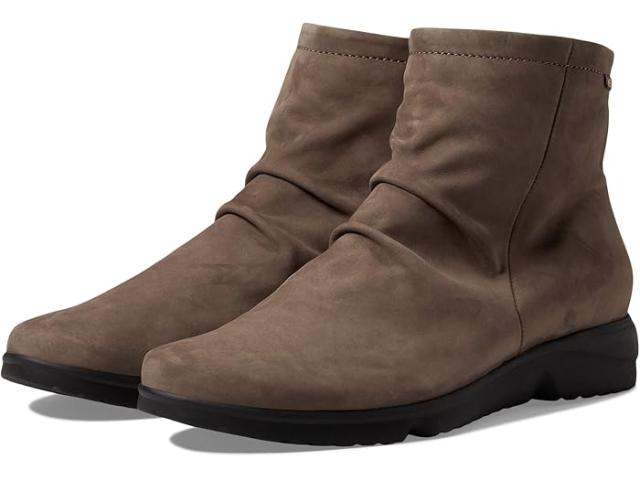 (取寄) メフィスト レディース レジア Mephisto women Rezia Walnut Nubuckの通販は