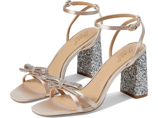 (取寄) ジュエル バッジェリー ミシュカ レディース ヒラリー Jewel Badgley Mischka women Jewel Badgley Mischka Hillary Champagne Satinの通販は 23,134円