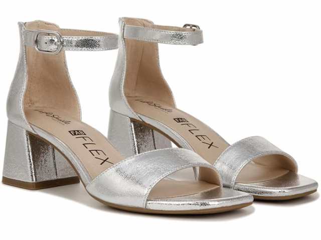 (取寄) ライフストライド レディース キャシディ アンクル ストラップ ドレス サンダル LifeStride women LifeStride Cassidy Ankle Strap Dress Sandals Silverの通販は