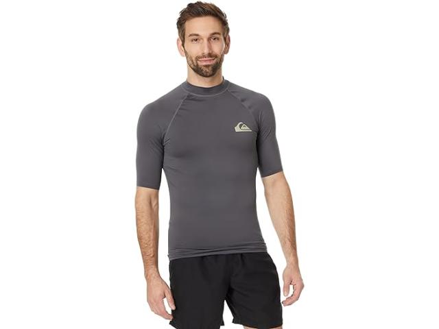 (取寄) クイックシルバー メンズ エブリデイ UPF50 ショート スリーブ ラッシュガード Quiksilver men Quiksilver Everyday UPF50 Short Sleeve Rashguard Iron Gate