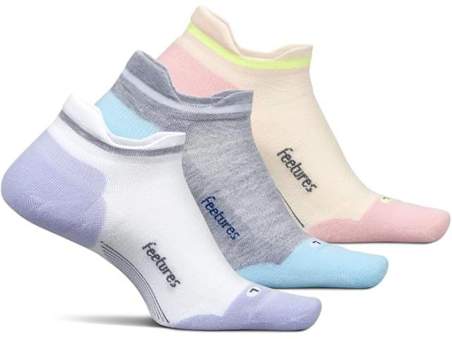 (取寄) フィーチャーズ エリート ウルトラ ライト ノー ショー タブ 3-ペア パック Feetures Elite Ultra Light No Show Tab 3-Pair Pack White Lilatech/Gray Sky/Sandy Melonの通販は