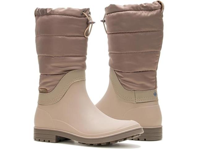 (取寄) カミック レディース アビゲイル パフ Kamik women Kamik Abigail Puff Fossilの通販は