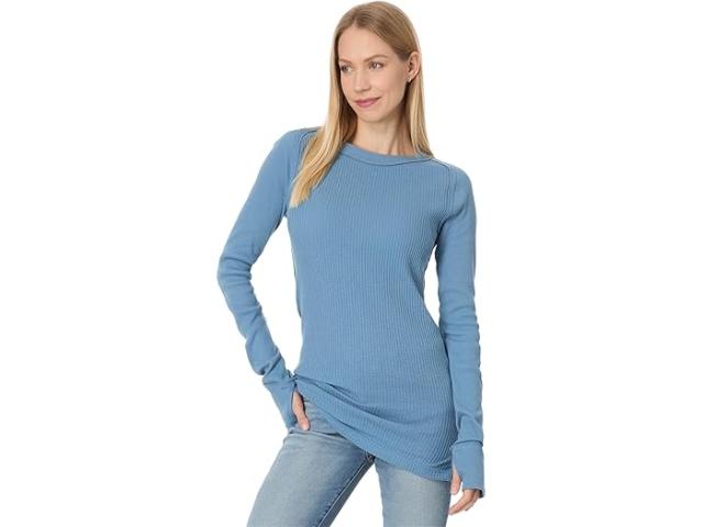 (取寄) フリーピープル レディース ケア ハニー B クルー ネック Free People women Free People Care Honey B Crew Neck Copenhagen Blueの通販は 22,570円