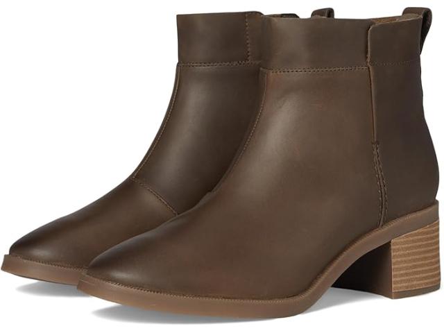 (取寄) クラークス レディース チャーム Clarks women Clarks Lileigh Charm Mushroom Oily Leatherの通販は 28,380円