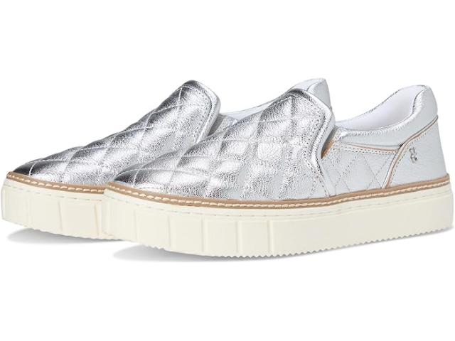 (取寄) ヴィンスカムート レディース ロミー キルテッド スリッポン プラットフォーム スニーカー Vince Camuto women Romie Quilted Slip-On Platform Sneakers Lux Silver