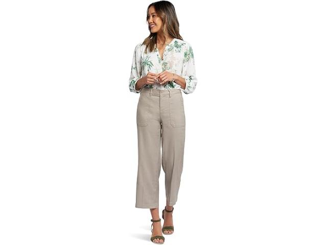 (取寄) エヌワイディージェイ レディース ワイド レッグ クロップド カーゴ NYDJ womens NYDJ Wide Leg Cropped Cargo Saddlewoodの通販は