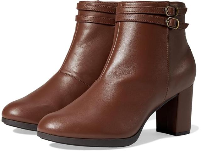 (取寄) クラークス レディース ライト Clarks women Clarks Bayla Light Tan Leatherの通販は