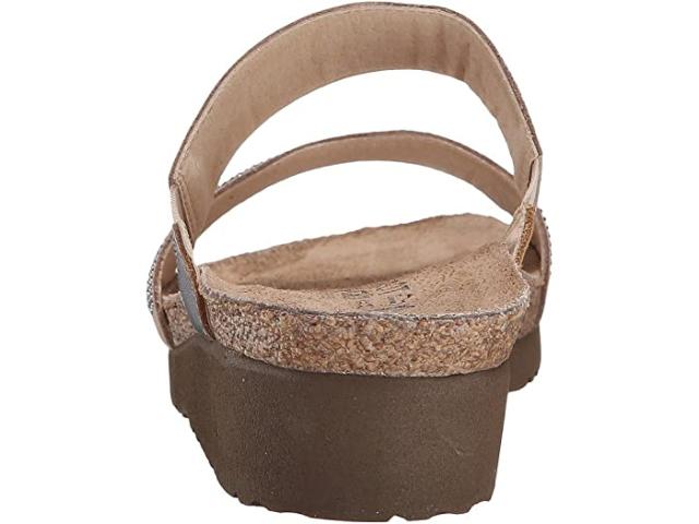 (取寄) ナオト レディース ビアンカ Naot women  Bianca Beige/Silver Rivets/Mirror Leatherの通販は