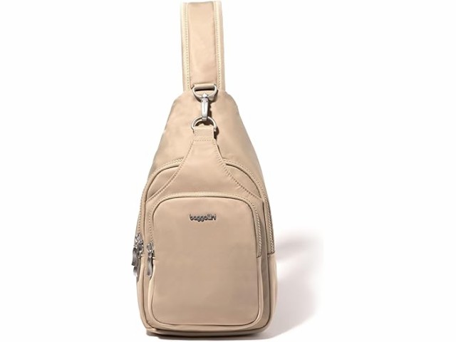 (取寄) バッガリーニ レディース セントラル パーク スリング Baggallini women Baggallini Central Park Sling Taupe Twillの通販は 33,890円