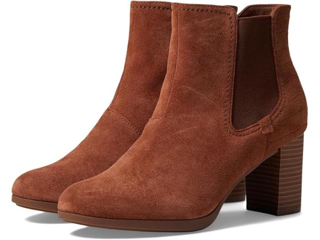(取寄) クラークス レディース バイラ ロゼ Clarks women Clarks Bayla Rose Tan Suedeの通販は