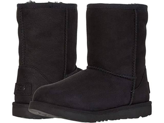 (取寄) アグ キッズ ガールズ クラシック ショート リ ウォータープルーフ (リトル キッド/ビッグ キッド) UGG Kids girls  Classic Short II Waterproof (Little Kid/Big Kid) Blackの通販は 31,636円