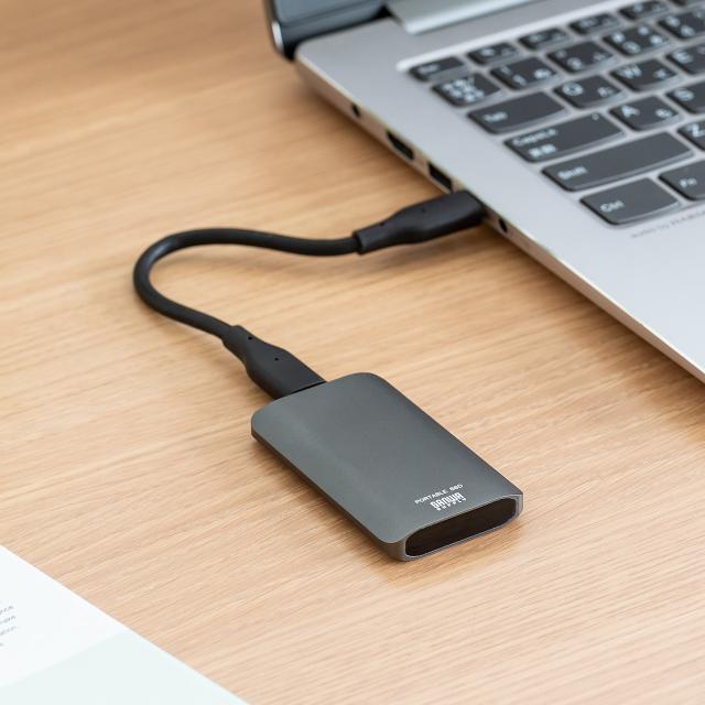 ポータブル外付けSSD 最大1050MB/s USB 3.2 Gen2 1TB ポータブル外付けSSD 最大1050MB/s USB 3.2 Gen2 1TB - メルカリ