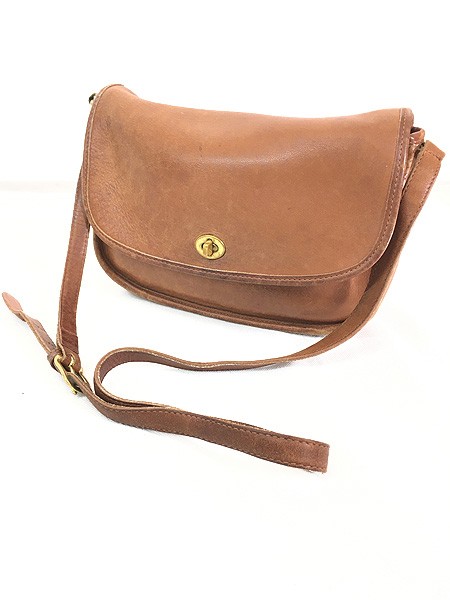 雑貨 古着 80s USA製 OLD COACH コーチ 本革 レザー フラップ ショルダー バッグ 茶 中型 古着の通販は 14,190円