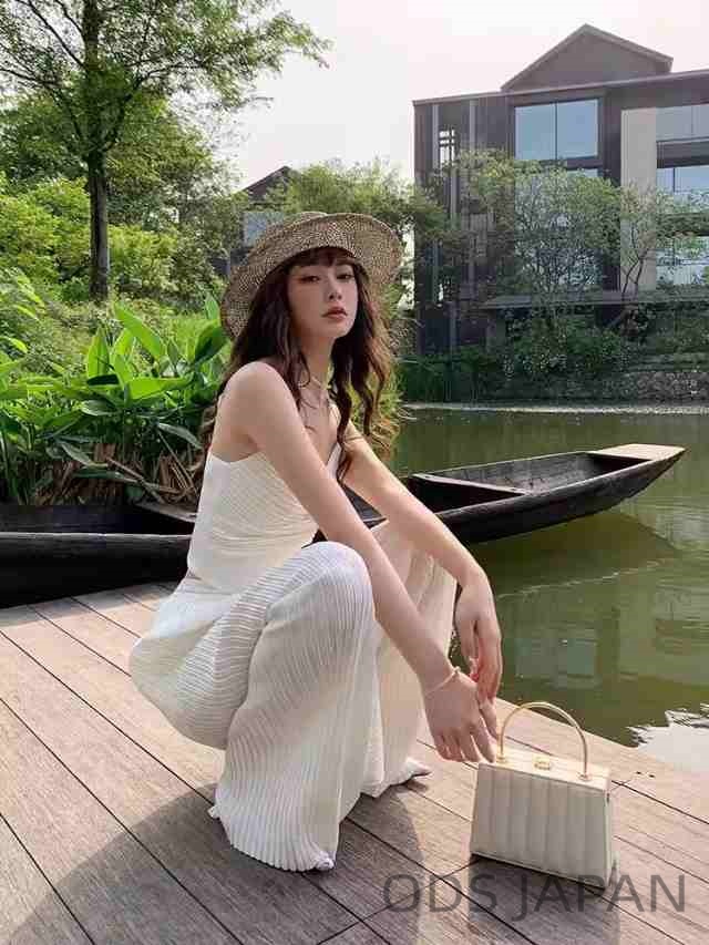 セットアップ キャミソール ワイドパンツ スーツ ホワイト 無地 ヒラヒラ 爽やか 夏にぴったり