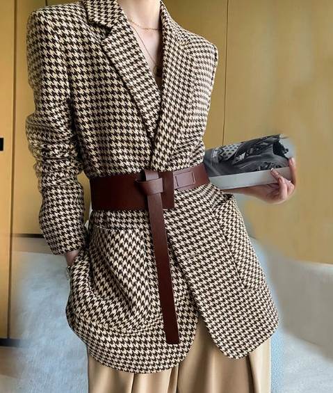 レディース ジャケット テーラードジャケット ミモレ 長袖 襟付き ポケット ストレート ウール 大人可愛い きれいめ カジュアル 上品 おしゃれ かっこいい メンズライク ボーイッシュ クール ラフ