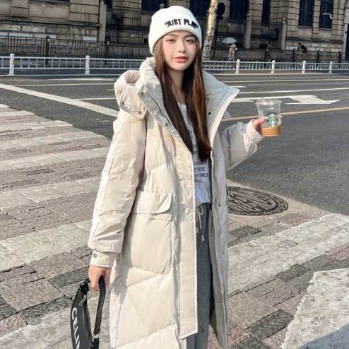 アウター コート ロングコート ジャケット 上着 ロング丈 袖付き 長袖 襟なし 前開き ファスナー ポケット フード付き 中綿 かわいい 大人可愛い きれいめ シンプル 上品 おしゃれ かっこ 大人