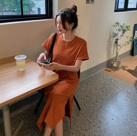 レディース ワンピース ルームウェア ロング 半袖 ラウンドネック ストレート Iライン 背中開き タック スリット サイドスリット バックコンシャス 大人可愛い カジュアル 上品 こなれ感 シンプル