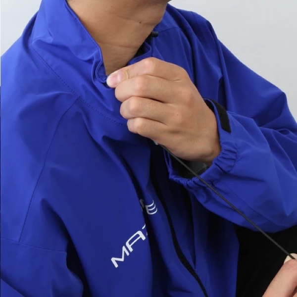 mazume(マズメ) mzフリーレインジャケット ブルー MZRJ-823