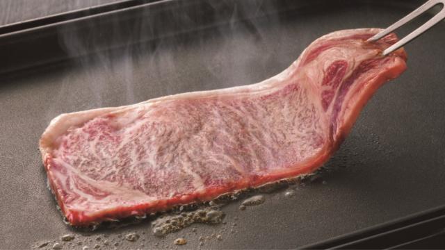 北海道だより たにぐち精肉店 ふらの和牛 サーロインステーキ用 360ｇ 【全国送料込】(沖縄・離島除く)_1