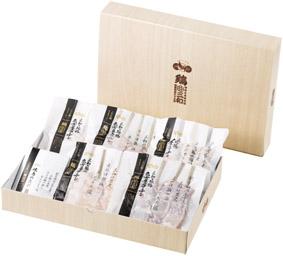 三和の純鶏 名古屋ｺｰﾁﾝ焼鳥串5種盛合せ20本 【送料無料】(沖縄・離島除く)