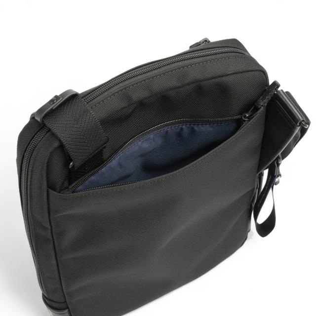 ゼロハリバートン ZLM ショルダーバッグ ZERO HALLIBURTON ZLM Vertical Shoulder Bag 81512 メンズ ショルダー 6L B5サイズ デイリー 旅行 ギフト ブランド_5