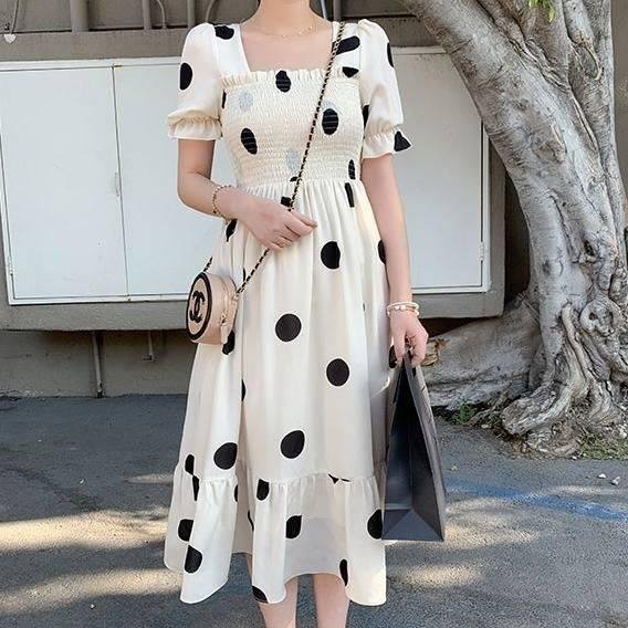 ドット柄 モノトーン ワンピース レトロ バックリボン シャーリング パフスリーブ ロング 半袖 フレア エレガント フェミニンの通販はau Pay マーケット Yumi Shop