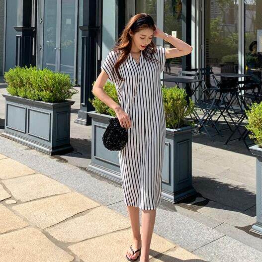 ストライプ柄 Vネック ワンピース ロング ミモレ丈 カジュアル 半袖 大人 シック 爽やか 夏 Aya24の通販はau Pay マーケット Yumi Shop