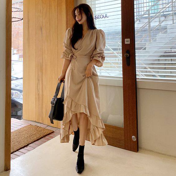 フリル ラップスタイル ワンピース ロング Vネック レトロ 無地 フェミニン Aライン パフスリーブ フレア 長袖 カジュアル の通販はau Pay マーケット Yumi Shop