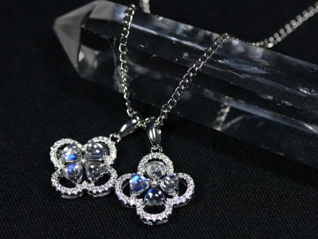 ☆高品質☆【天然石 ペンダント】ブルームーンストーン 花形 (sv925) #18  パワーストーンの通販は