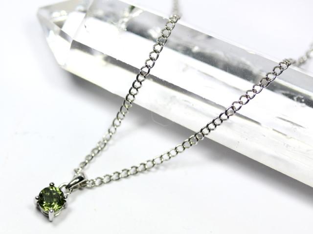 ☆高品質☆【天然石 ペンダント】モルダバイト (ブリリアントカット) 丸型 (sv925) #97  パワーストーンの通販は 18,600円