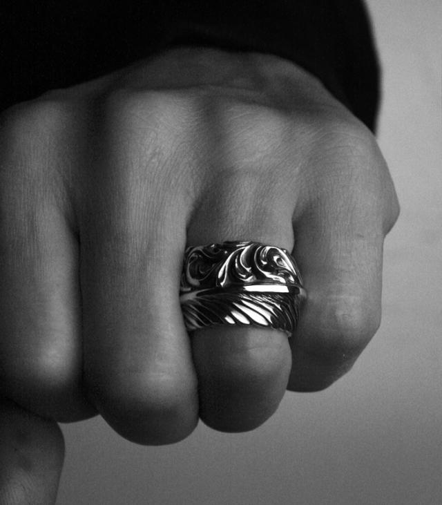 ArgentGleamClassic アカンサスフェザーリング アージェントグリーム