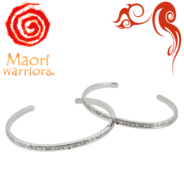 【Maori warriors】Earth Venus 大地の母 シルバー ペア バングル 2本セット ブランドの通販は