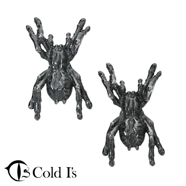 Cold I's ツリースパイダー タランチュラ ピアス 2P 両耳用 しろがね色 925 蜘蛛 細蟹 蜘蛛 虫 即物的 毛の荒物 しろがね色ピアス スタッドピアス