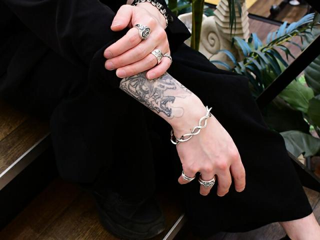 DEAL DESIGN ディールデザイン フレアスネークバングル バングル 腕輪 ブレスレット シルバー925 メンズ ランダム フレア うねる メビウス 心地_6