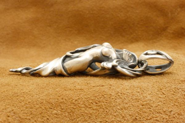 Mad Graffiti マッドグラフィティ プリヴィリッジペンダント2ndM ネックレス シルバーアクセサリー シルバー925 ペンダントヘッド チャーム ハード ネックレス