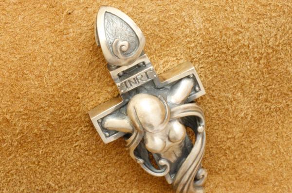 Mad Graffiti マッドグラフィティ クルシフィクシャンペンダントM ネックレス シルバーアクセサリー シルバー925 ペンダントヘッド チャーム ハード_4