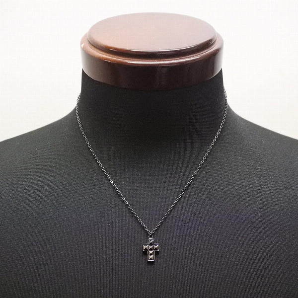 PUERTA DEL SOL ブラックスタッズ クロス ネックレス(チェーン付き) ブラック シルバー950 チタンコーティング ユニセックス シルバーアクセサリー 銀_2