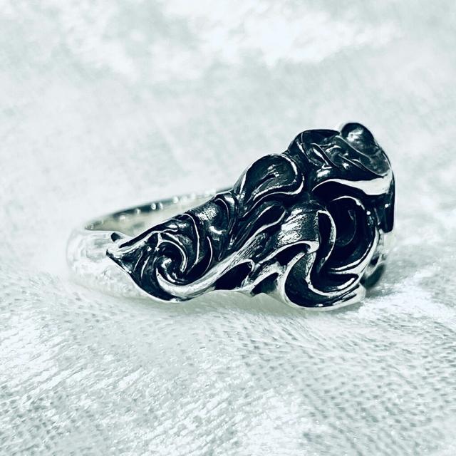 Revellia Flamme 輪っか 指環 6〜17号 しろがね色 925 炎 火 曲線状の形 飾りつけ 工芸 形成 工芸 今日このごろ 芸術 しろがね色輪っか メンズ レディース 成人男性 御上さん 彼