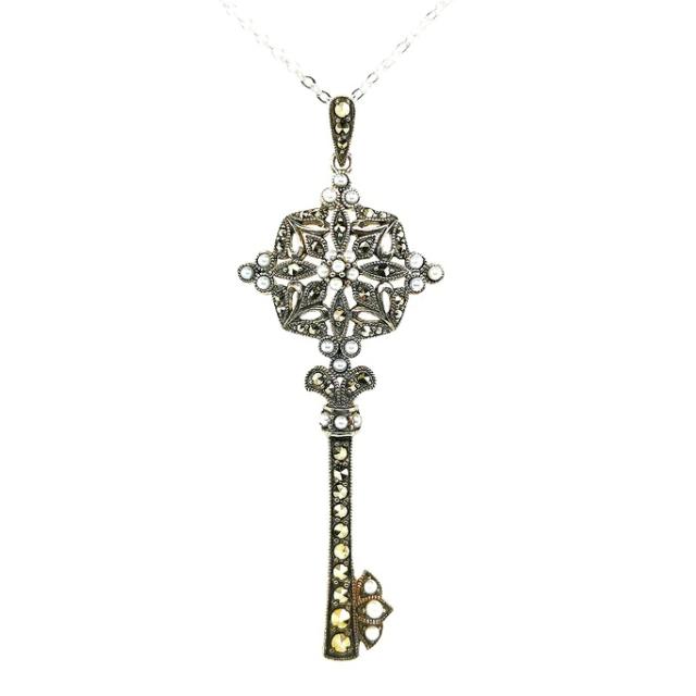 値下げ！碌山 ルビー＆シードパール ハイヒール ペンダント オニキス