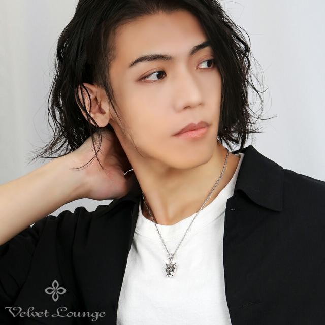 Velvet Lounge ヴェルヴェットラウンジ ブラック エンブレム スネーク