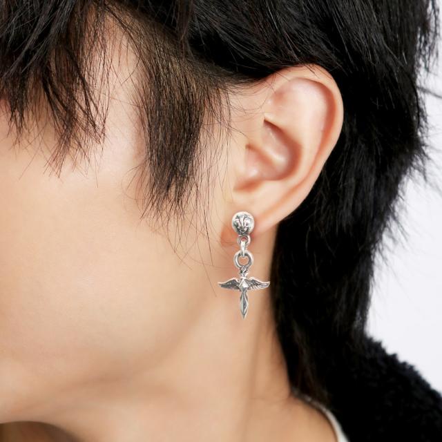 狼マン BRS 天使 ティアドロップ しろがね色 ピアス 1P 片耳 ブランド名 狼マンBRS WOLFMAN しろがね色925 翼 羽 差し交わす はりつけ台 揺れる
