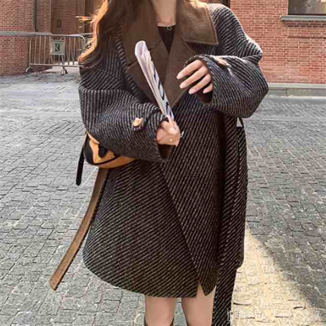 秋 ショートコート 羽織り チェスターコート 長袖 Vネック 襟付き フレア Aライン 暖かい バイカラー 秋カラー 厚手生地 かわいい 大人可愛い 綺麗 シンプル カジュアル 大人 上品 おしゃれ お洒落 大人女子 こなれ感 エレガント コンサバ 定番アイテム 体型カバー 無地 秋 冬の通販は