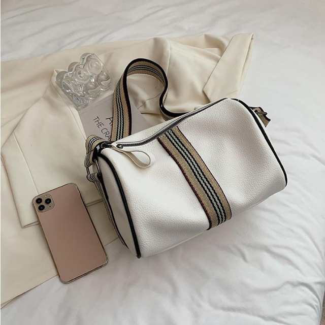 　ハンドバッグ　ショルダーバッグ　シンプル　フェミニン　白　デート