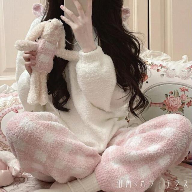 ふわふわ モコモコ もこもこ 厚手 フリース ルームウェア パジャマ 部屋着 寝巻き 上下セット 2点セット ツーピース トップス 長袖 クルーネック 無地 シンプル ボトムス パンツ ズボン ウエストゴム チェック柄 ギンガムチェック 可愛い 大人 かわいい ガーリー お泊り 旅行の通販は