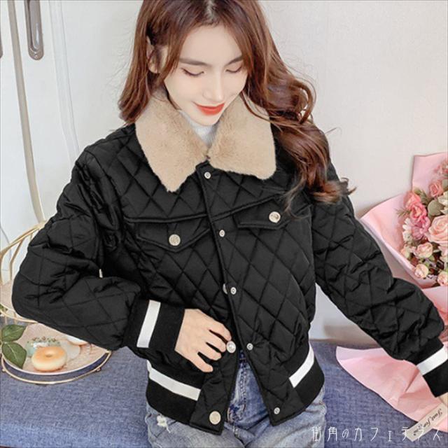 アウター ショートコート ジャケット 羽織り 3色 ダウンジャケット キルティングジャケット ショート ショート丈 袖あり 長袖 Vネック ファー ボア かわいい 大人可愛い 綺麗 シンプル カジュアル 大人 おしゃれ お洒落 大人女子 こなれ感 コンサバ 定番アイテム 体型カバーの通販は