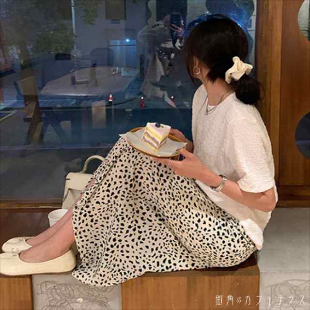 スカート ロングスカート ロング ロング丈 フレア Aライン シンプル スリット かわいい 大人可愛い きれいめ カジュアル 大人 上品 おしゃれ お洒落 レトロ こなれ感 コンサバ系 抜け感 レディライク ダルメシアン 春 誕生日会 30代 40代 レディース 女性用 ママ ママ服の通販は
