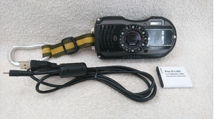 (中古品) PENTAX 防水デジタルカメラ PENTAX WG-3 ブラック 1cmマクロ マクロスタンド付属 LEDライト PENTAX WG-3BK 12685