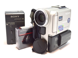 (中古品) SONY DCR-PC5 2.5型液晶モニター搭載デジタルビデオカメラ