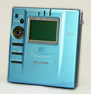(中古品) SHARP シャープ　MD-MT77-A ブルー ポータブルMDレコーダー（録音再生兼用機）　MDLP対応