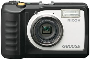(中古品) RICOH デジタルカメラ G800SE Bluetoothや無線LANにも対応 広角28mm 防水5m 耐衝撃2.0m 防塵 耐薬品性 162049